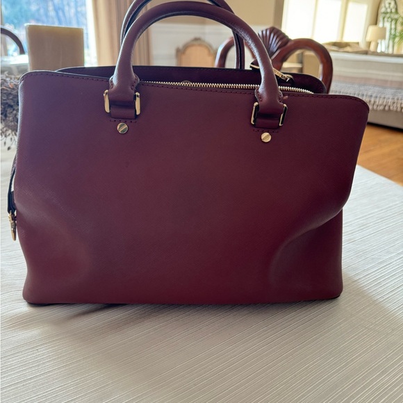 Michael Kors Burgundy Leather Satchel with matching wallet - Picture 2 of 8